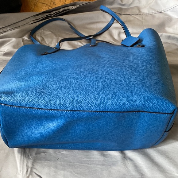Coach Market Tote in Blue - Like New - Picture 6 of 10